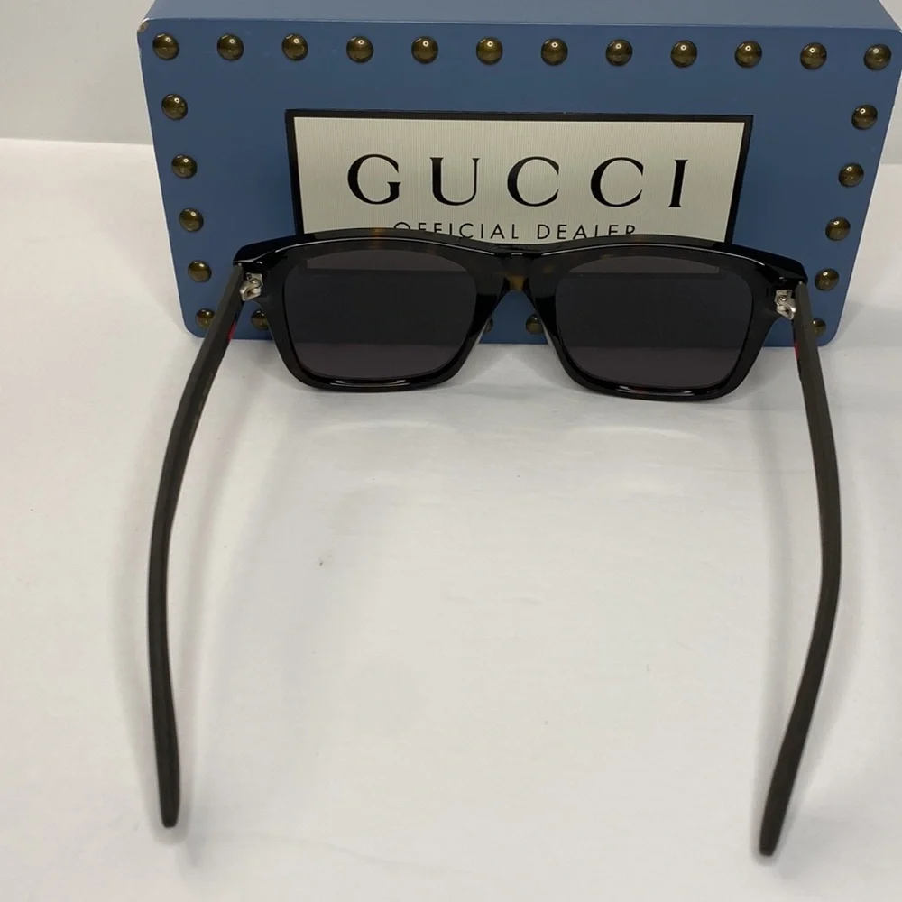 💯 - Authentic- New - Gucci Black GG0008S Square Sunglasses